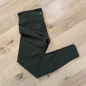Lululemon wunder under size 6 28”